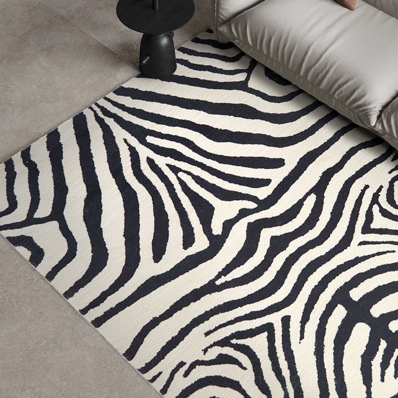 Black Zebra Stripe Rug Polyester Casual Rug Non-Slip Backing Rug for Home Decor
