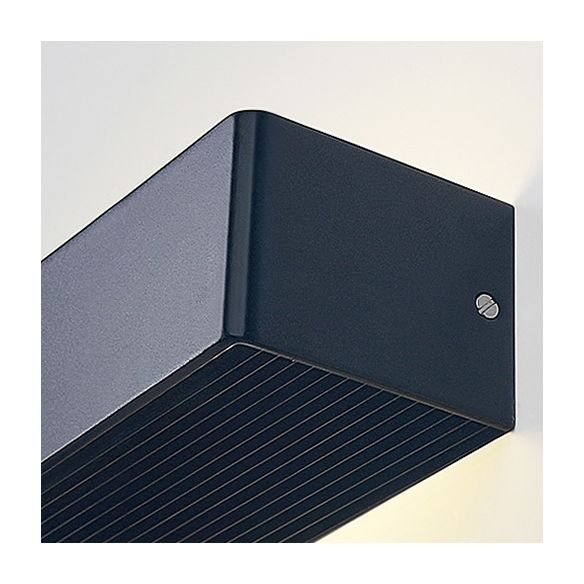 Modernistische rechthoekige metalen wand gemonteerd lamp 8 "/12" brede LED op en neer verlichting in goud/zwart/wit, wit/warme verlichting