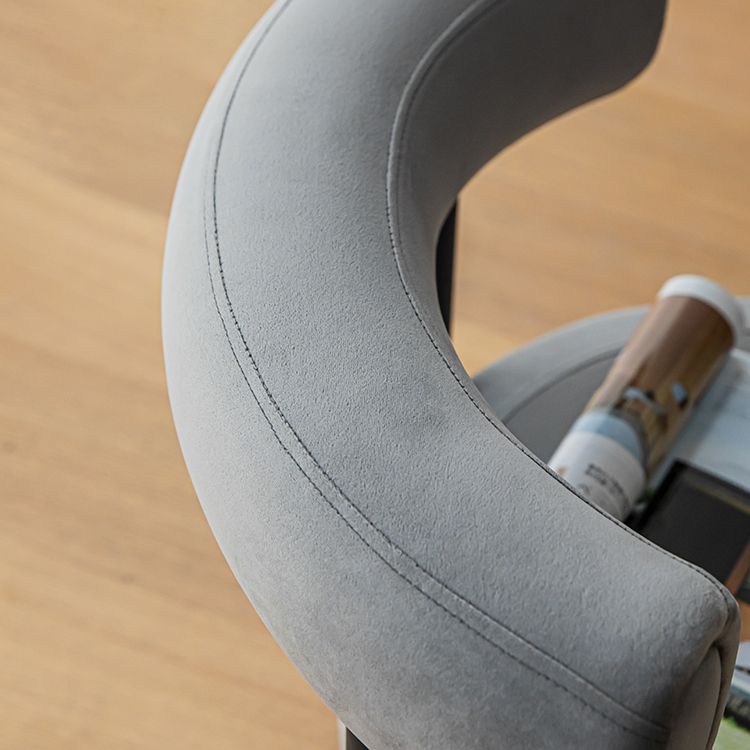 Silla de comedor de terciopelo contemporáneo, silla sin brazos de comedor de metal para uso en restaurantes