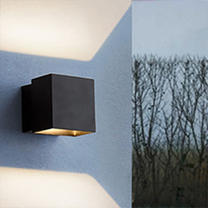 Cuboid op en neer LED Wall SCONCE Hedendaags metalen zwart/grijs/witte buitenwandbevestiging Licht met verstelbare hoek