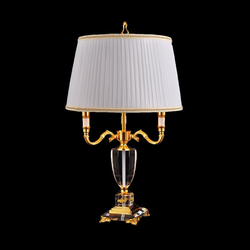 Weißer Drum Shade Schreibtisch hell modern