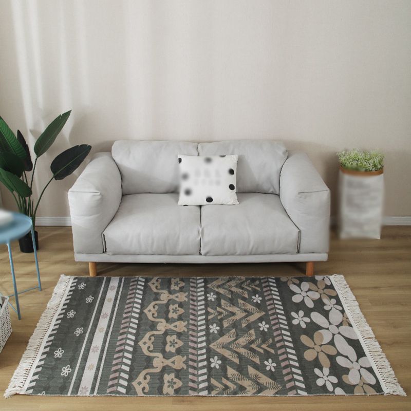 Grey Geometric Pattern Area Rug Polyester Area Carpet Fringe Easy Care Rug for Living Room