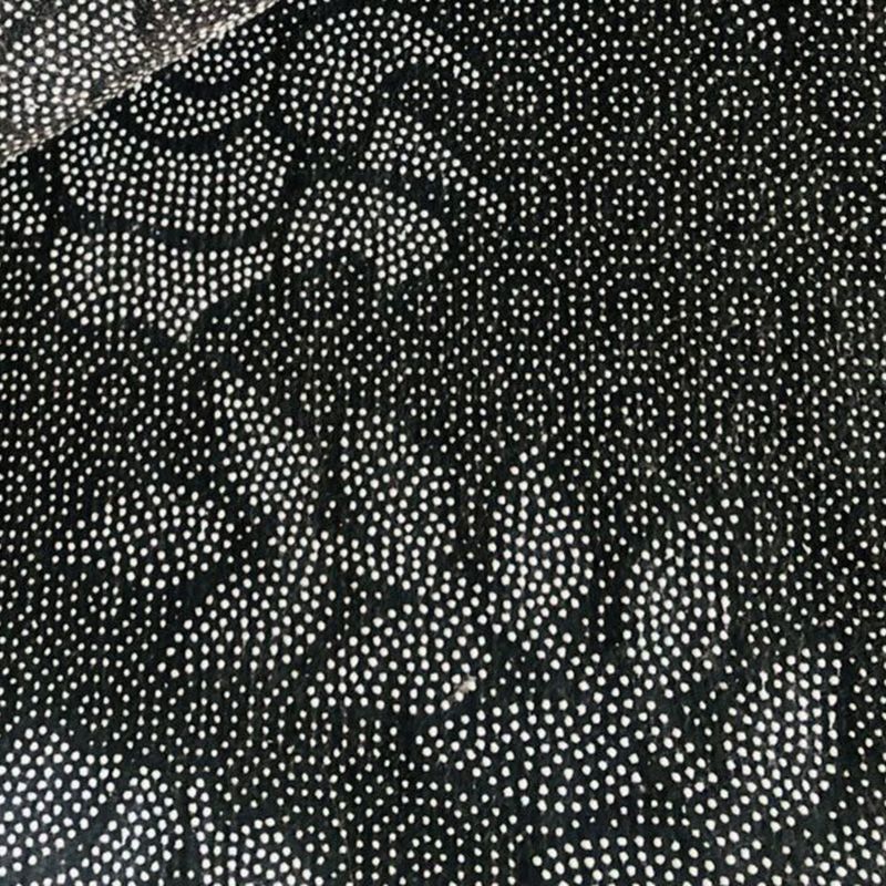 Black Modern Rug Polyester Graphic Rug Stain Resistant Rug for Living Room