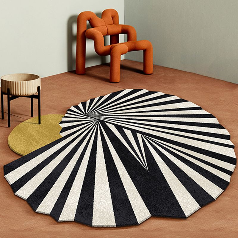 Black and White Abstract Indoor Carpet Polyester Casual Carpet Washable Area Carpet for Living Room