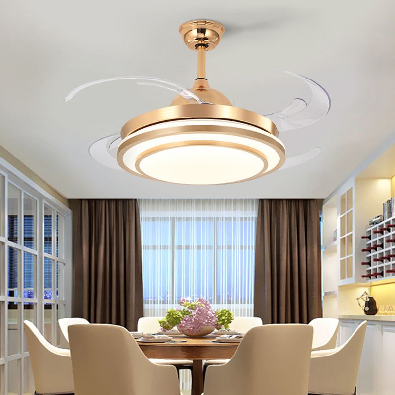 Kreisförmige Acryl -Halbblütenbeleuchtung Moderne 48 "Breites Schlafzimmer Hanging Deckenleuchte in Weiß/Gold, 4 Klingen