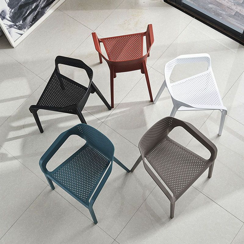 Sillas apilables modernas que cenan el sillón con las piernas plásticas para la cocina