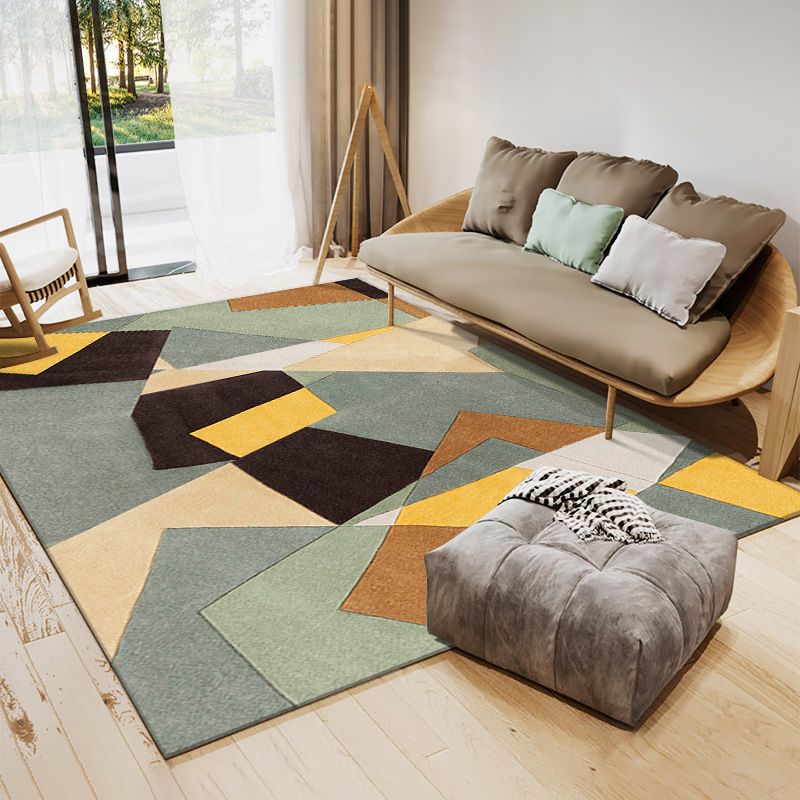 Light Yellow Graphic Carpet Polyester Simple Carpet Washable Carpet for Home Decor