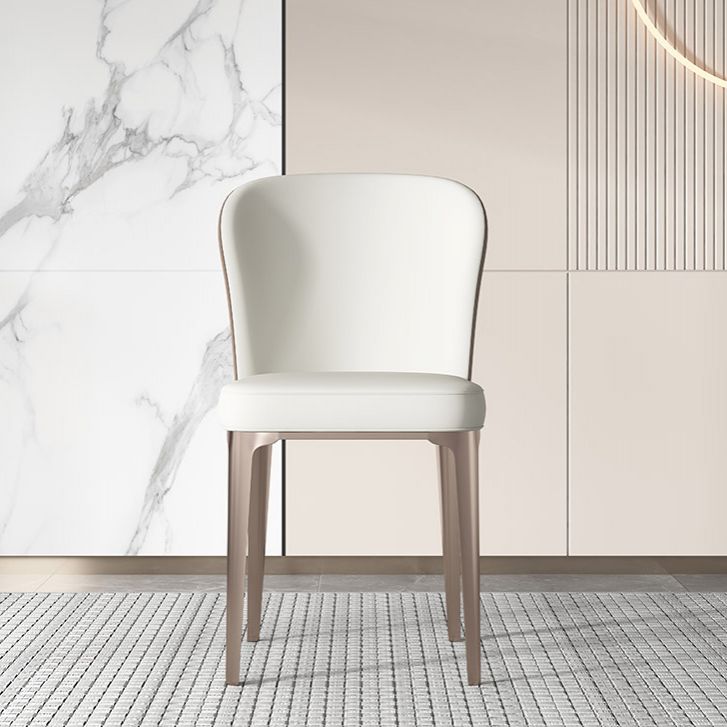 Silla sin brazos de comedor de cuero Glam, silla Parsons de comedor de metal para uso doméstico
