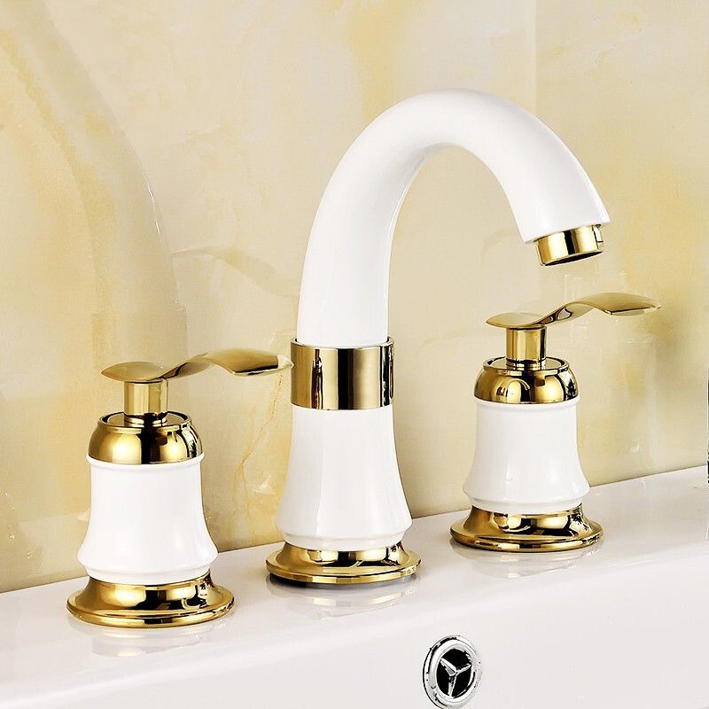 Luxury Rotatable Widespread Sink Faucet Circular Lever Handle Faucet with Water Hose