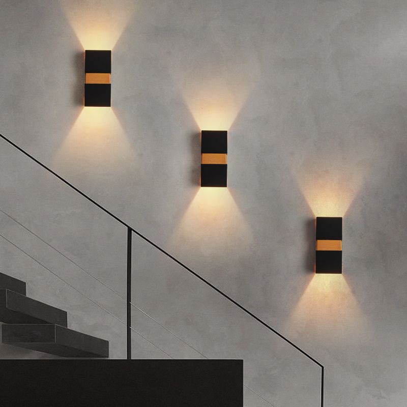 Luz de pared de aluminio de estilo moderno Cuboid 2 luces LED Pared Splock para al aire libre