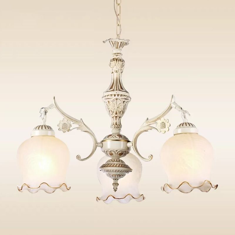 3 Lichter Rose Down Kronleuchter Vintage Antique Bronze/Distressed weiße Creme Glasfederung Anhänger für Schlafzimmer