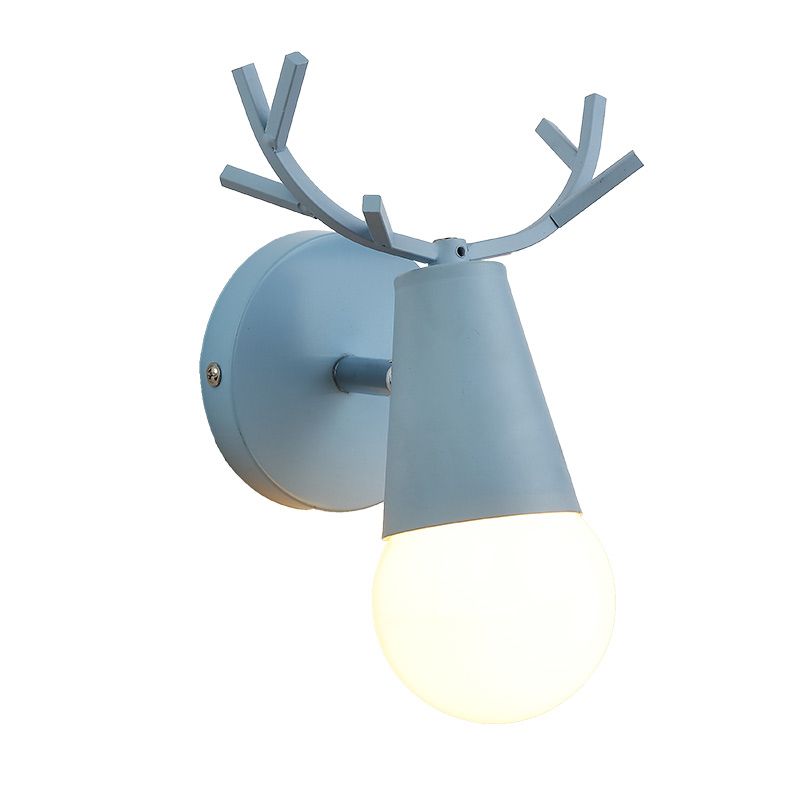 Modern Style Unique Shape Wall Sconce Metal 1 Light Wall Light for Bedroom