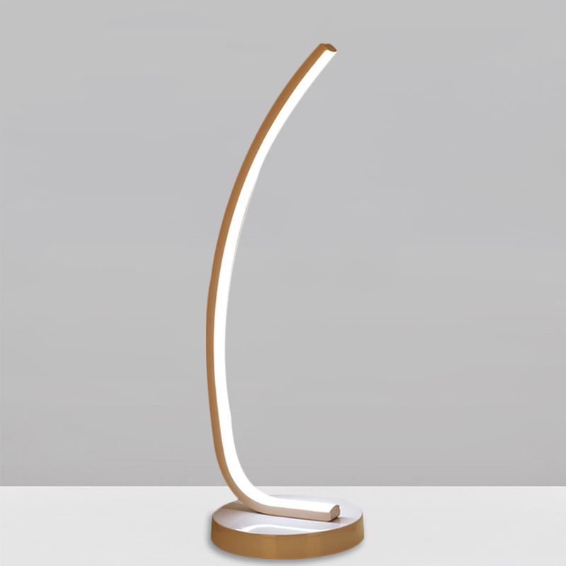 Bend lineaire slaapkamer nachtlamp Metallic LED modernisme tafellicht in zwart/wit voor studieruimte