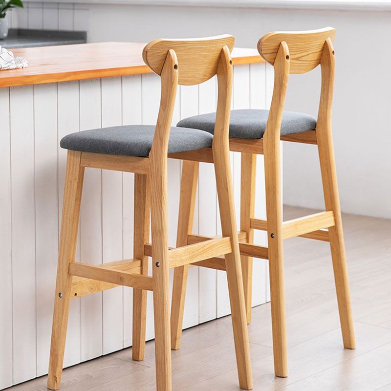 Scandinavian Solid Wood Home 28-inch Stool Matte Finish Footrest Barstool