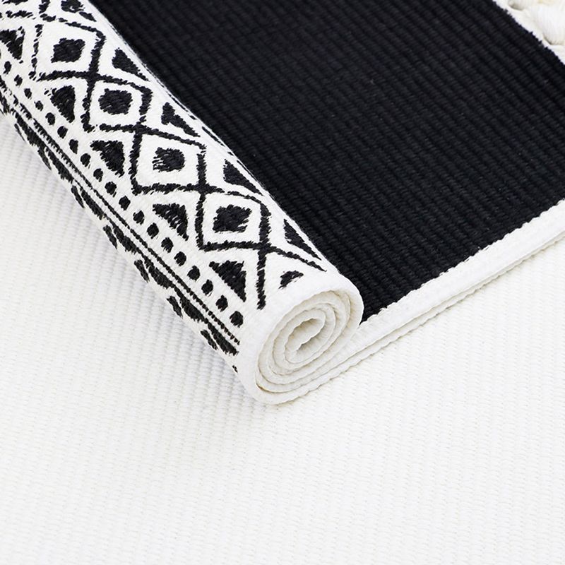 Black and White Olden Rug Boho-Chic Area Rug with Fringe Cotton Blend Carpet for Home Decoration