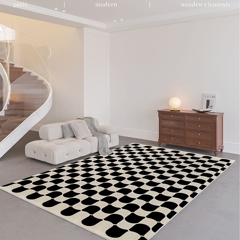 Black Modern Rug Polyester Abstract Grid Rug Non-Slip Backing Rug for Living Room