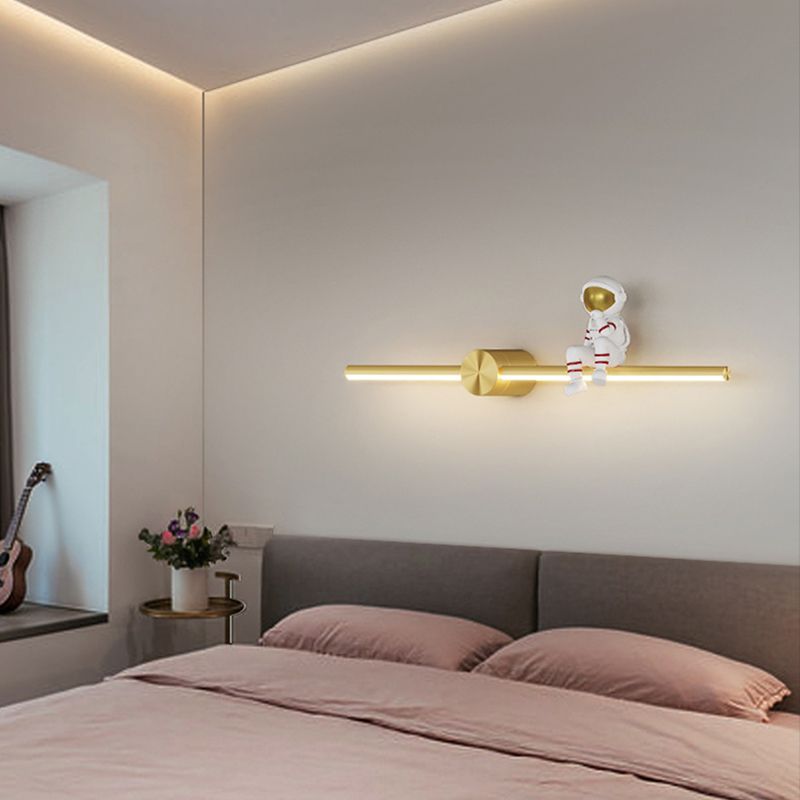 Modern Style Astronaut Wall Light Fixture Household LED Wall Light Sconce for Bedroom