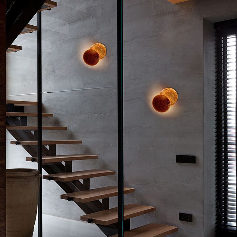 Metal LED Rotatable Wall Sconce in Modern Creative Style Gold Foil Circular Wall Lamp for Bedroom