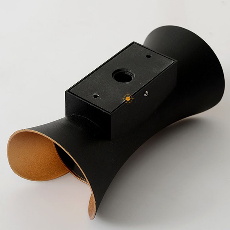 Lampada a parete a LED cilindrica nera nella moderna semplicità in alluminio SPETLE IN MAGLIAMENTO con tonalità di vetro