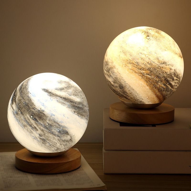 Planet Glass Lampshade Table Lamp Modern Style Creative Globe Desk Light