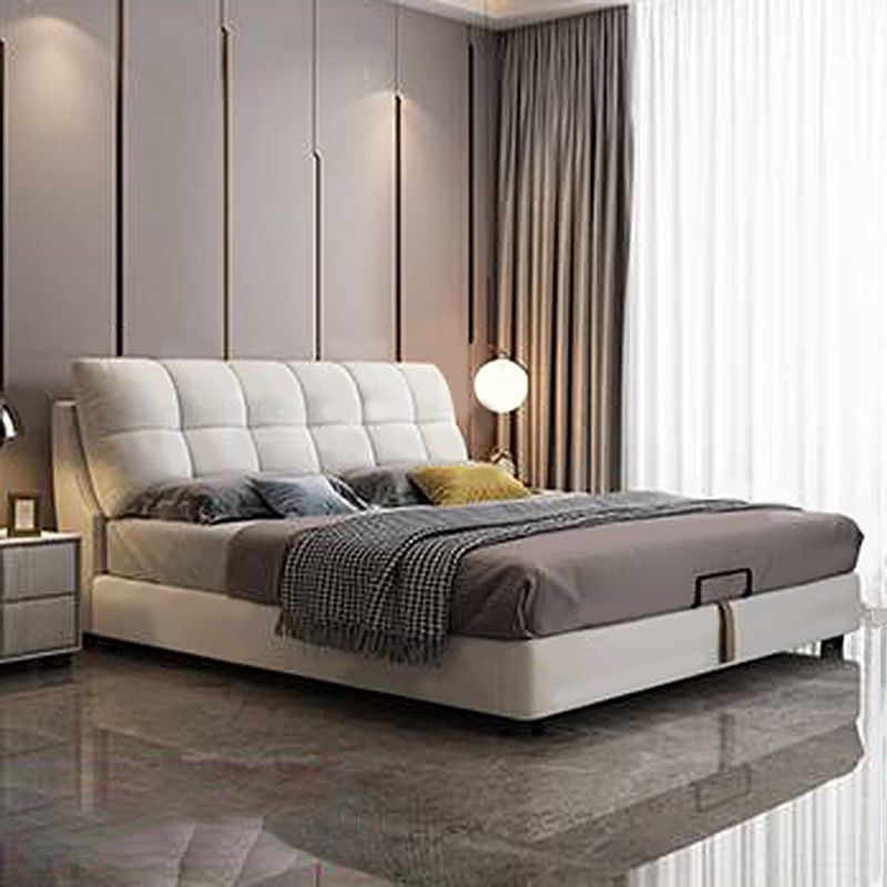 Contemporary Panel Bed Pine Wood Standard Bed with Metal Legs