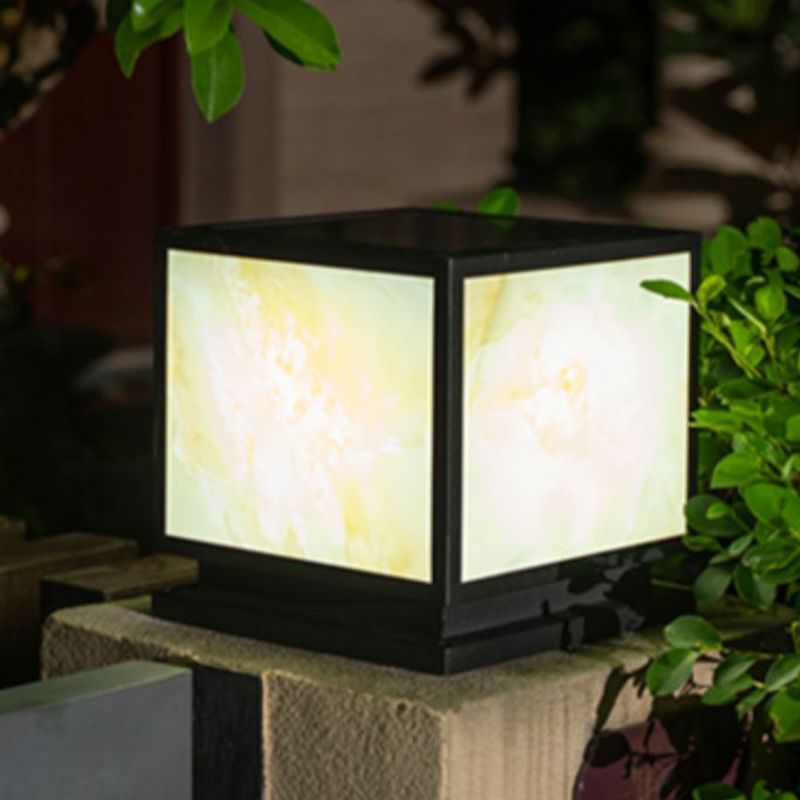 Modern Pillar Lighting Fixture Minimalist LED Solar Lamp for Garden