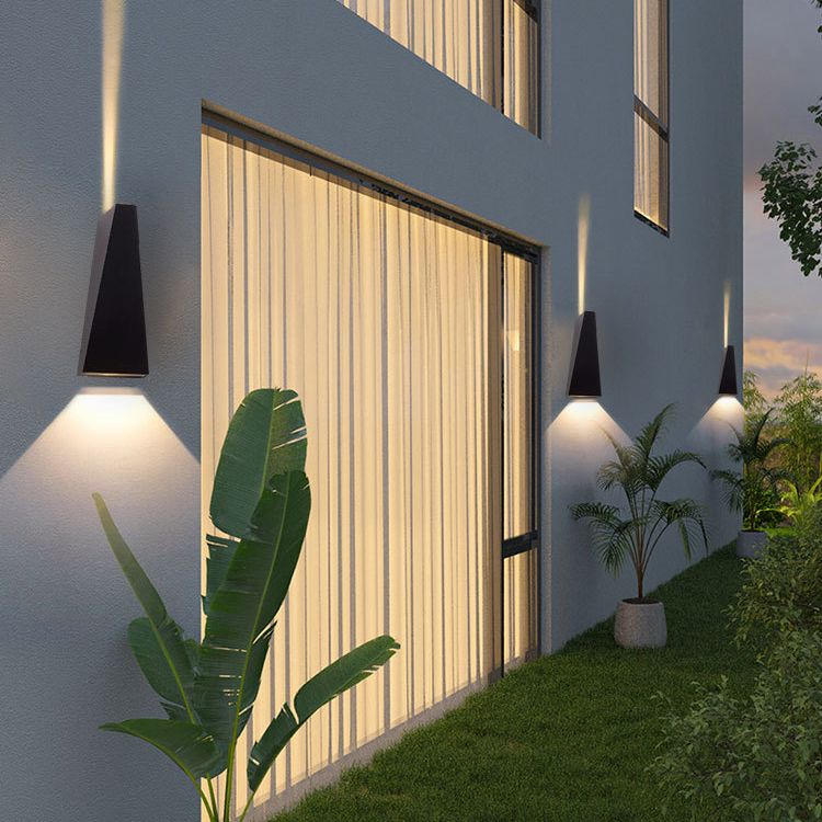 Unregelmäßige Form LED -Wandleuchte nach oben und unten lichtes Leuchten für Korridor