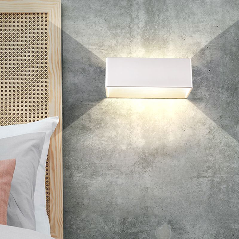 Lámpara cuadrada montada en la pared simplicidad posmoderna lámpara de montaje de pared de aluminio para sala de estar