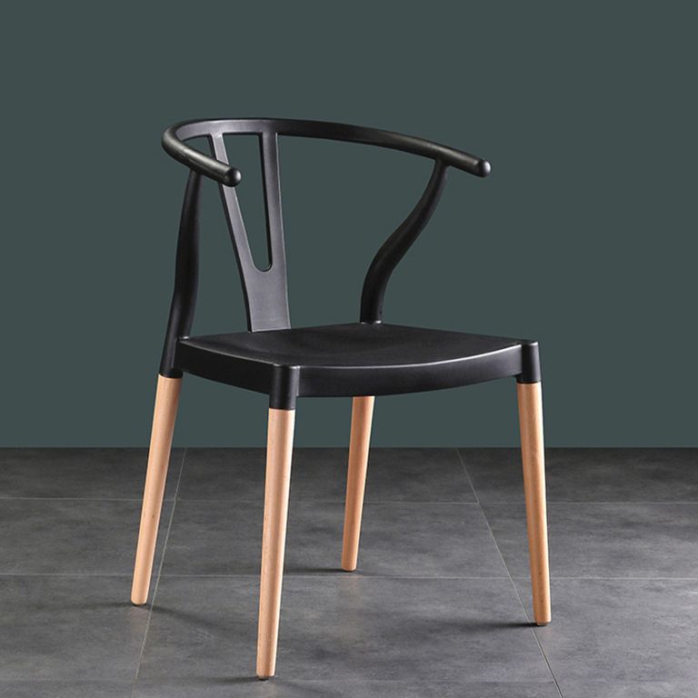 Chaise d'intérieur avec base en bois, chaise d'appoint Wishborn de 22 pouces de large avec 4 pieds pour restaurant