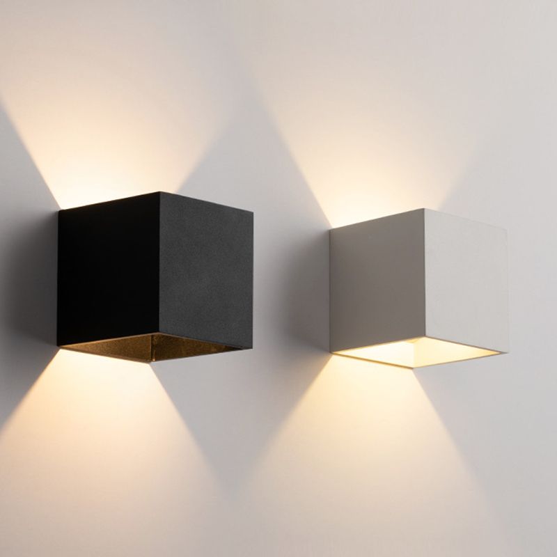Contemporary Black/White Wall Mounted Sconce Rectangle Metal 1 Light Wall Light
