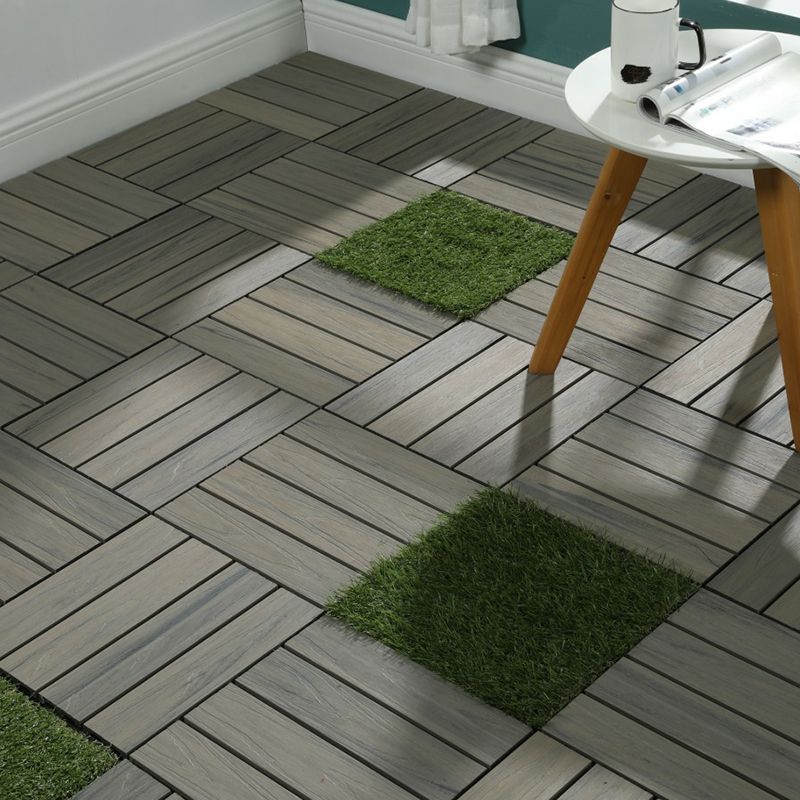 Square Snapping Patio Flooring Tiles Striped Pattern Flooring Tiles