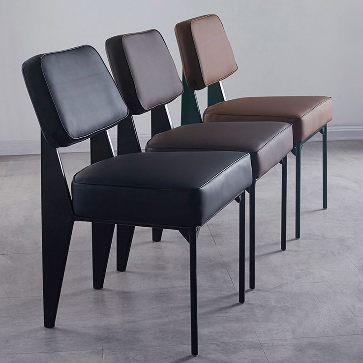 Chaise d'appoint scandinave à dossier ouvert, chaise de salle à manger rembourrée en métal