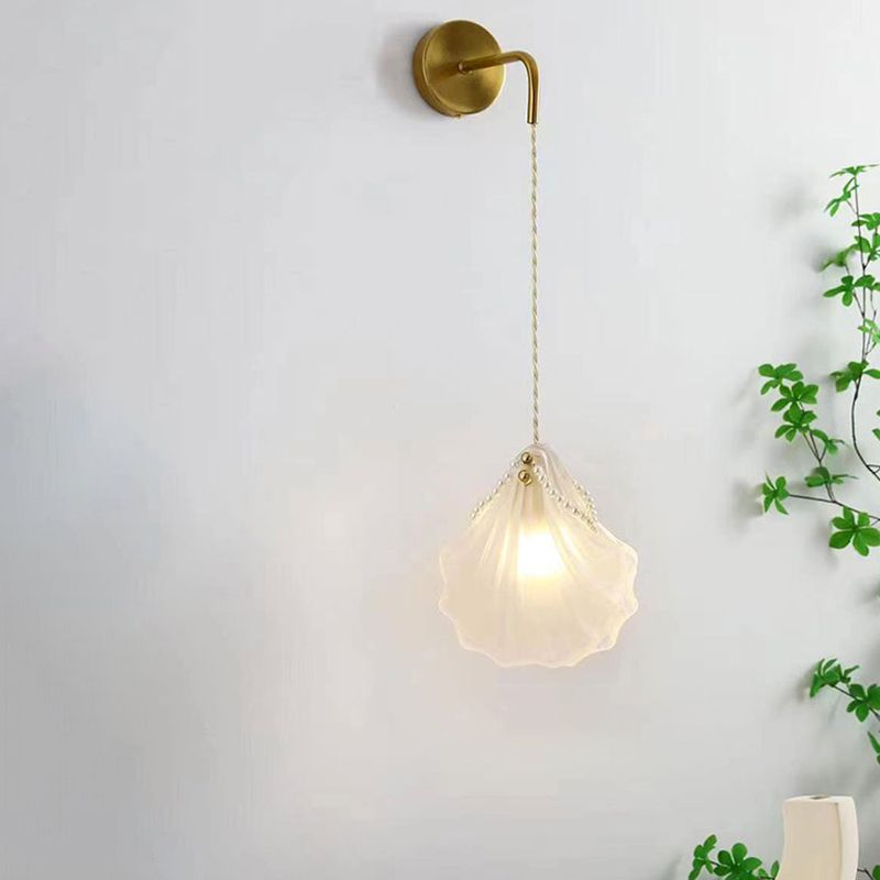 Contemporary Glass Wall Mounted Lighting 1-Light Wall Lamp for Bedroom