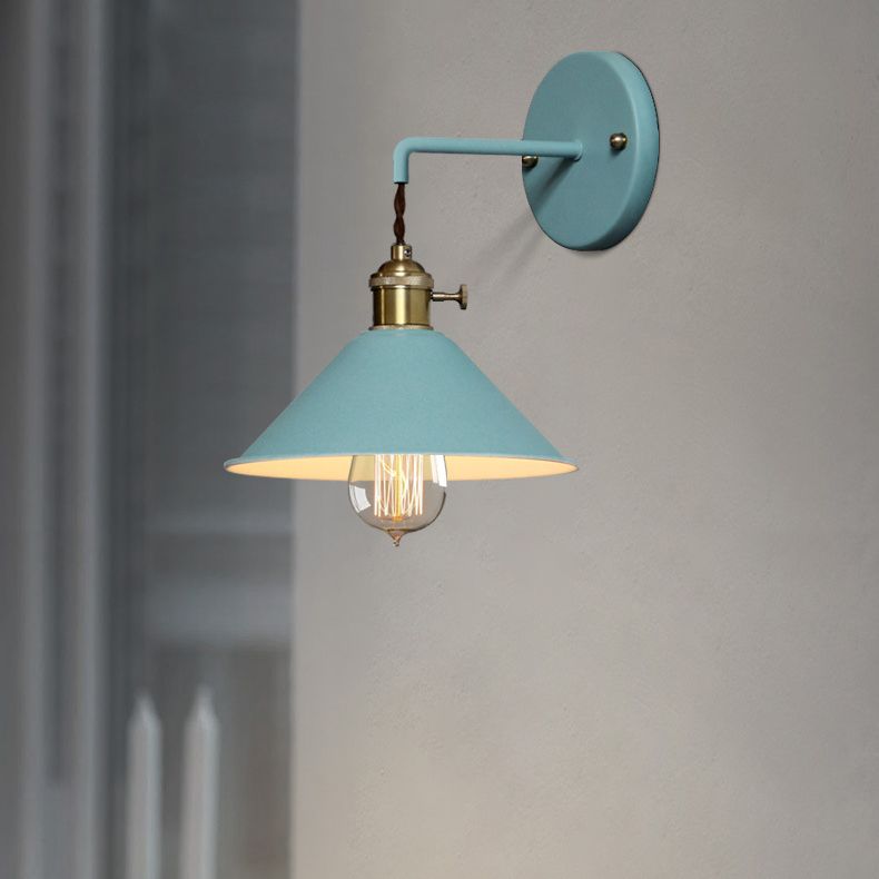 Lumières murales de style moderne Éclairage mural macaron métallique pour chambre