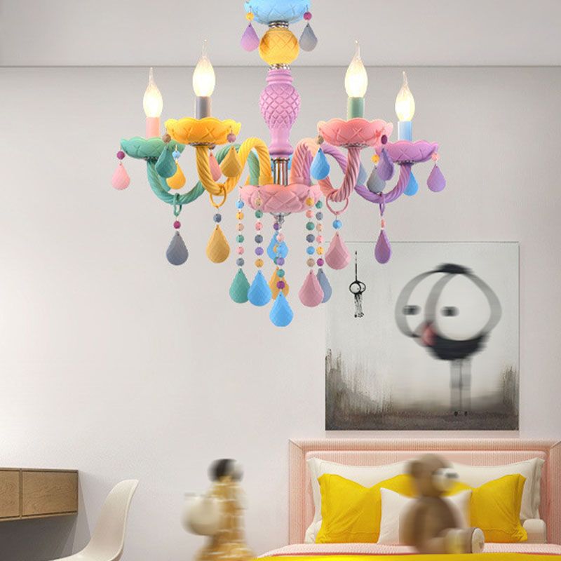 Multi lumières colorées de plafond suspendues de style moderne en verre incurvé bras lustre