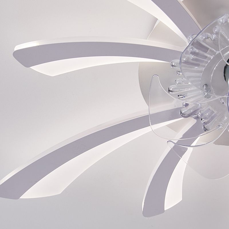 Nordic Metal Deckenventilator Leuchte Multi-Head-Flush-Halterung mit Plastiklüfterklinge