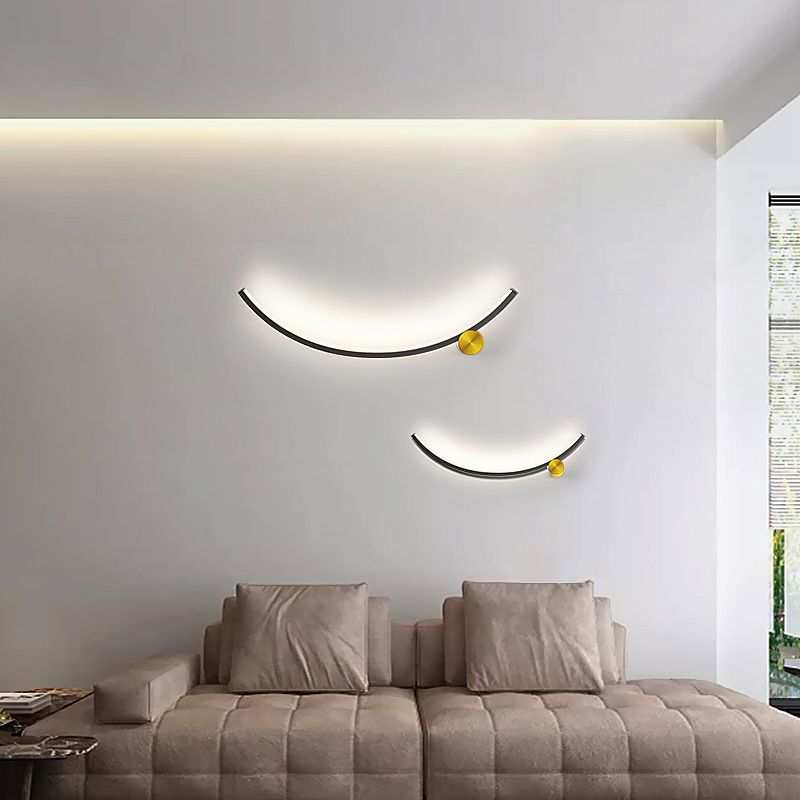 Linear Shape Wall Lamp Modern Style Acrylic 1 Light Sconce in Black