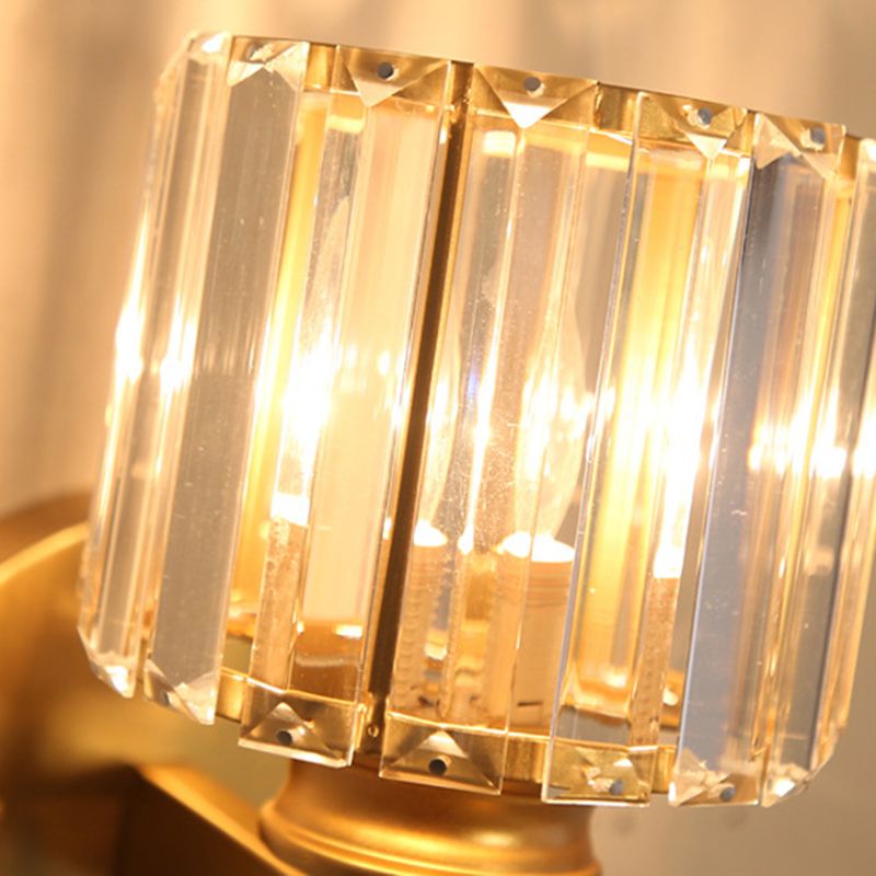 Modernism Single Wall Mounted Sconce Golden/Black Shaded Wall Light