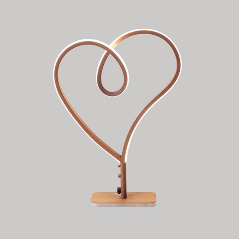 Lámpara de tarea acrílica de corazón Café LED contemporáneo Lámpara de escritorio pequeño en luz cálida/blanca