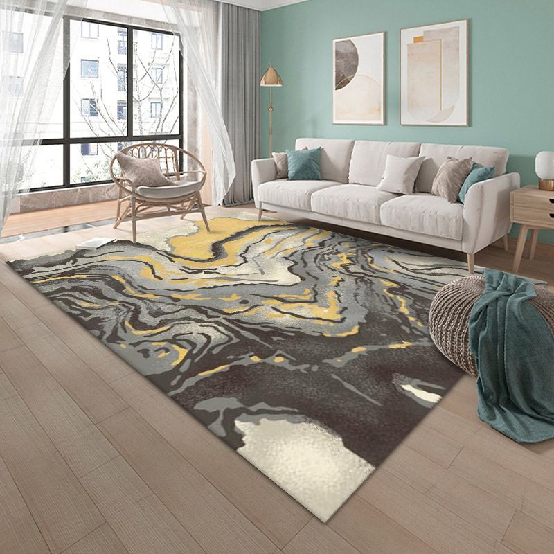 Black Modern Carpet Polyester Graphic Carpet Non-Slip Backing Carpet for Home Decor