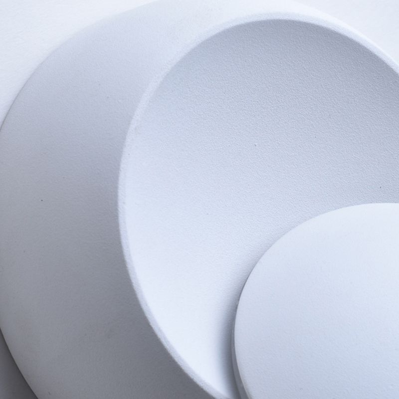 Single Modernism White/Black Wall Mounted Sconce Round LED Wall Light