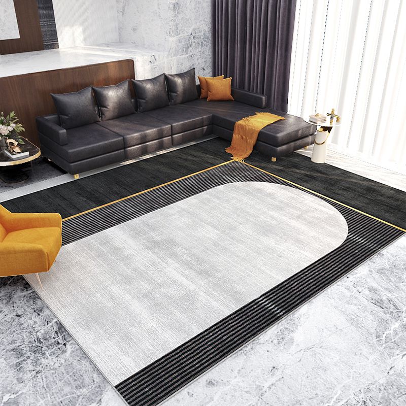 Black Modern Rug Polyester Stripe Rug Non-Slip Backing Rug for Home Decor