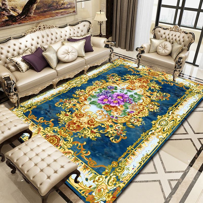 Red Luxury Carpet Polyester Graphic Carpet Washable Carpet for Home Decoration