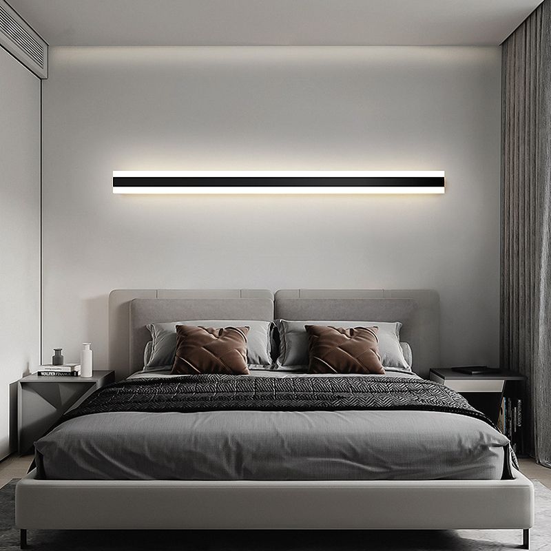 Linear Shape Metal Wall Lighting Modern Style 1 Light Wall Mounted Light Fixture in Black
