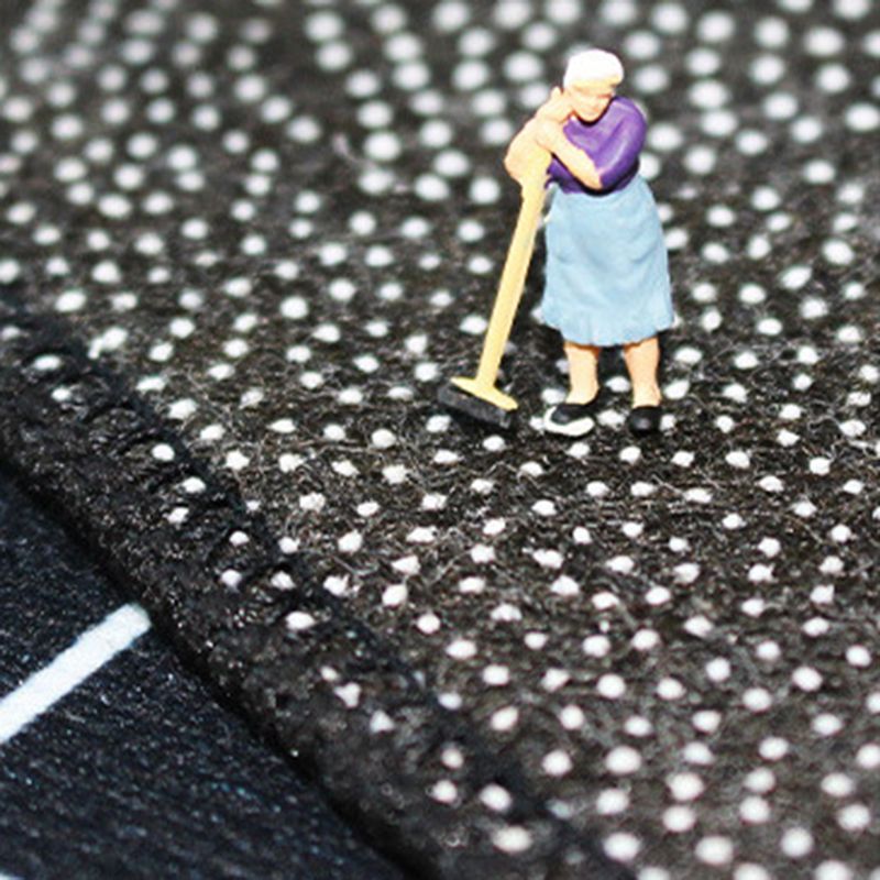 Minimalist Round Carpet Trendy Polyester Area Rug Stain Resistant Rug for Living Room