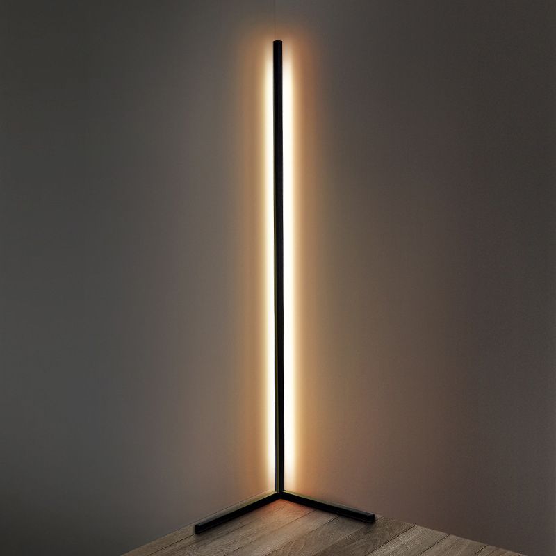 Contemporary Linear Floor Lamp Metal Black LED Floor Light for Living Room