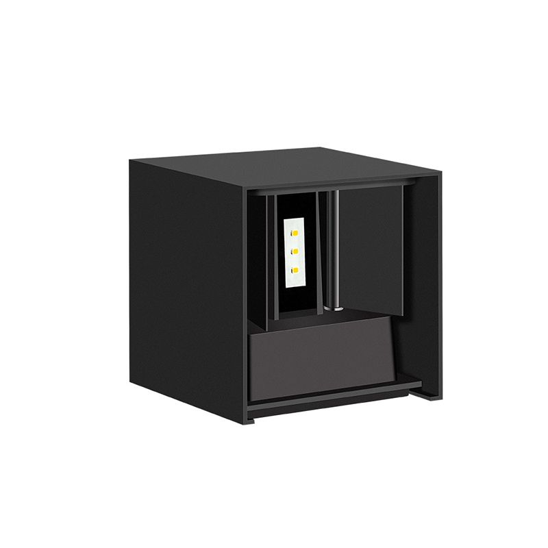 Modern Style Square Wall Lighting Fixtures Metal 2 Lights Wall Washer Sconce in Black