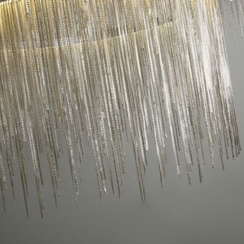 Zilveren lineaire kroonluchter in Noordse karakteristieke stijl LED -hanglampje voor binnenruimtes