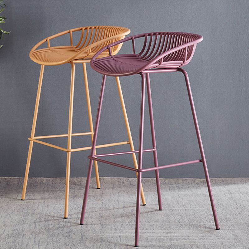 29-Zoll-zeitgenössischer Stuhlhocker Armless Plastic Innenstuhl mit Eisenbasis