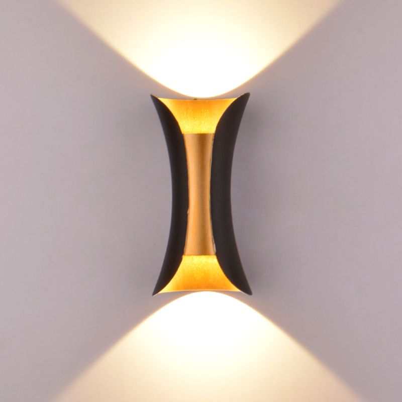 Geometrische Form Metall Wandleuchte moderne Stil 2 Lichter Wandhalterung Licht in Schwarz